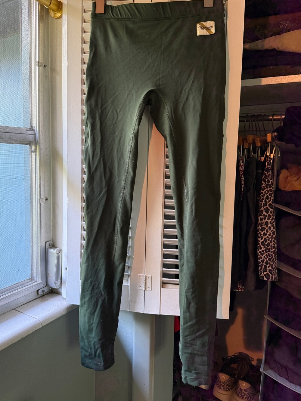 Tracksmith green leggings run pants